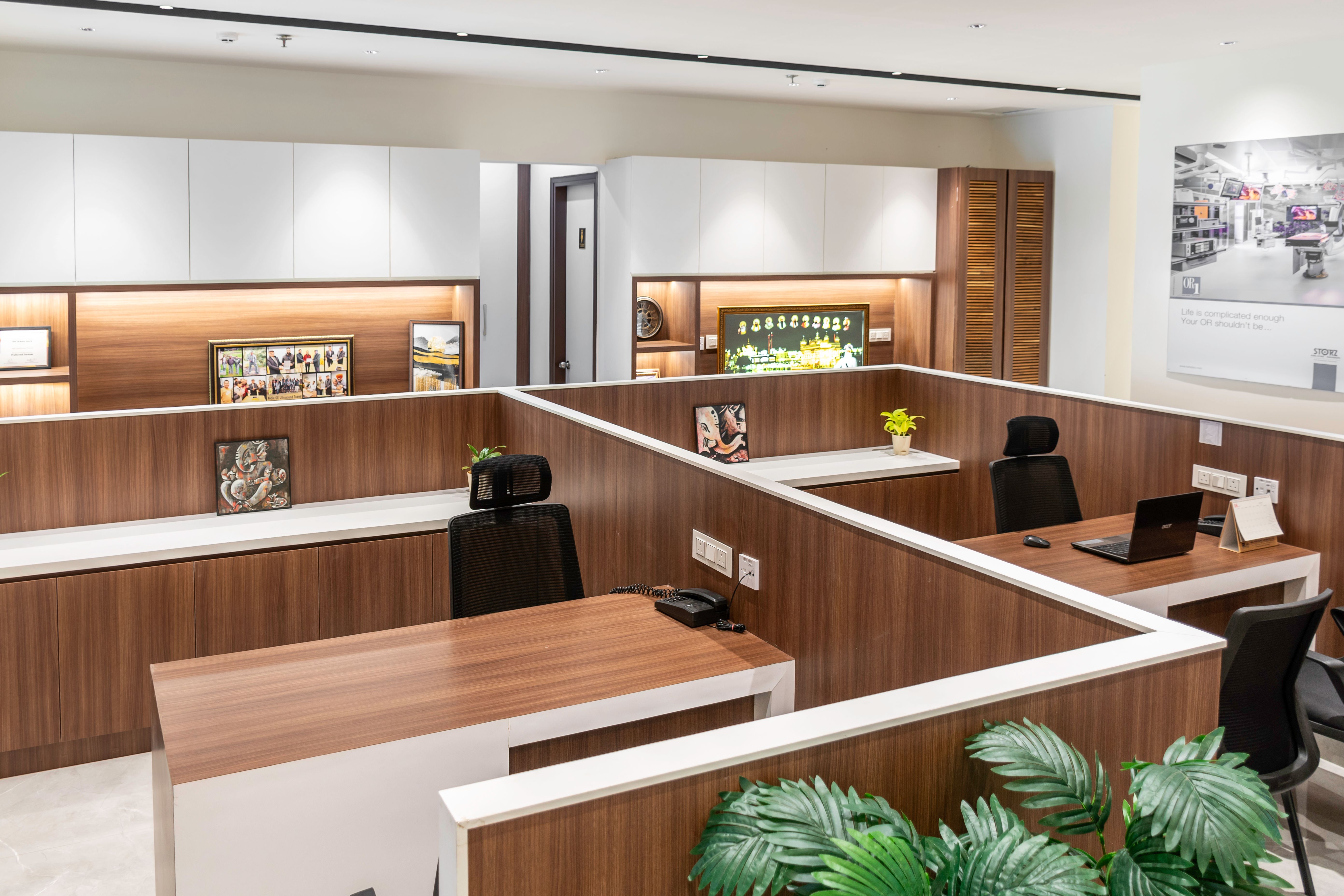 Corporate Workspace Interiors hover